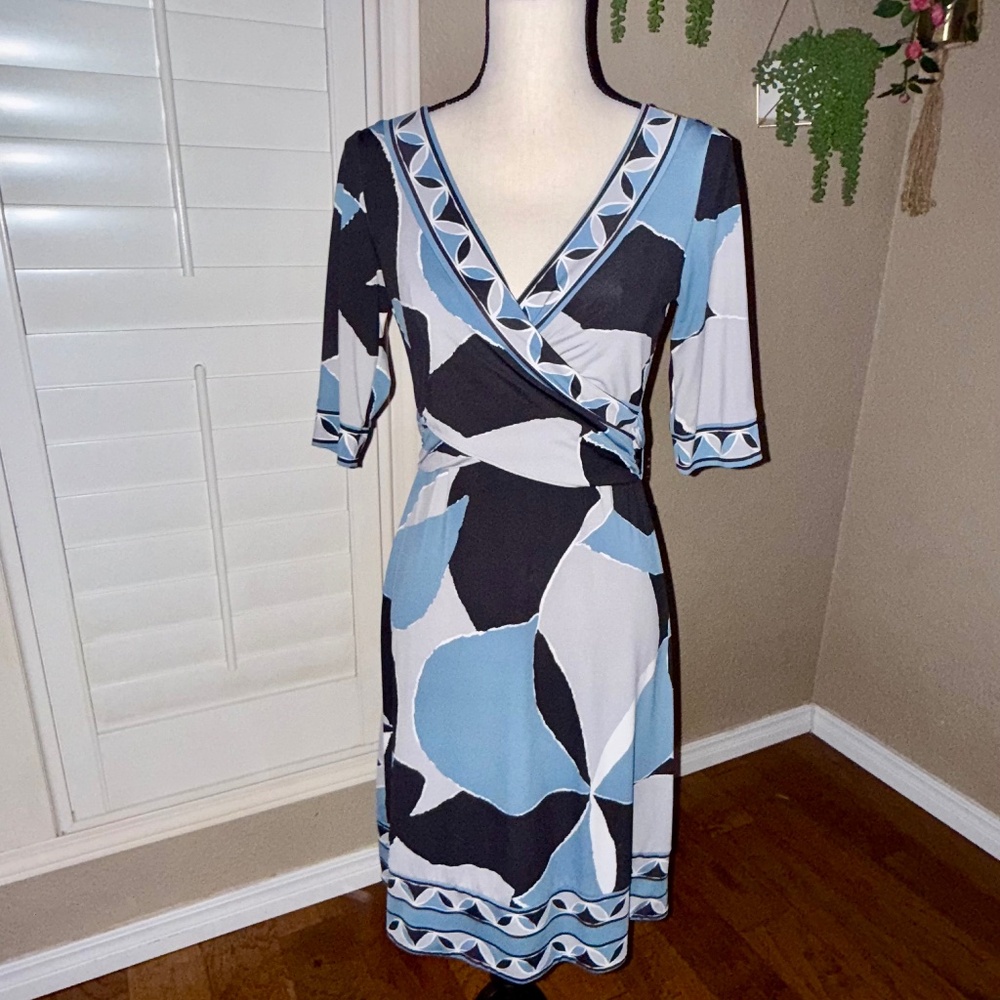 BCBGMaxAzria Blue and Black Abstract Midi Dress